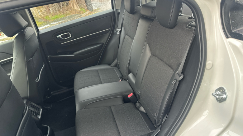 Honda HR-V 1.5 eHEV Advance 5dr CVT Hybrid Hatchback